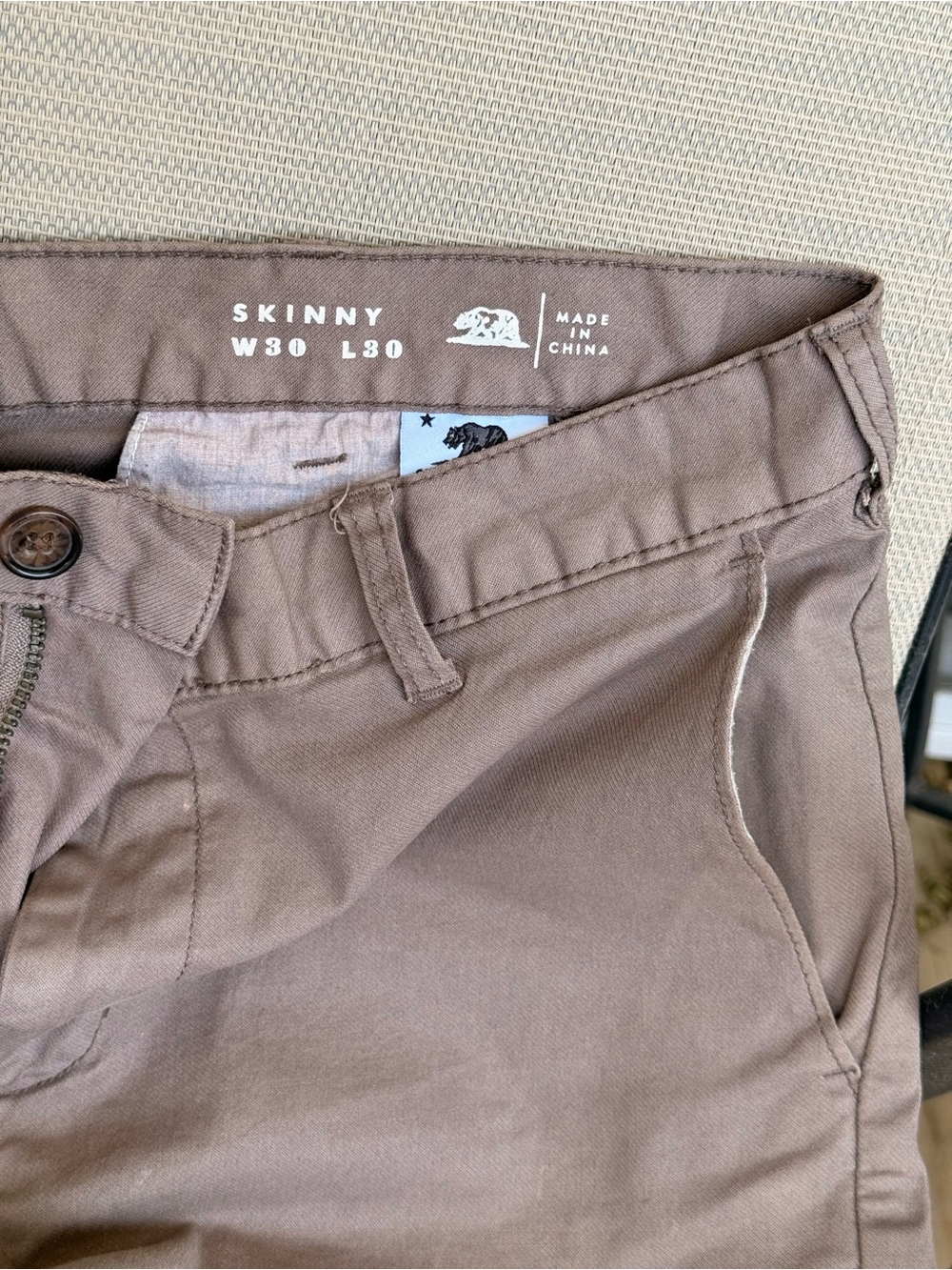 Dark tan Bullhead Denim chino style pants W30